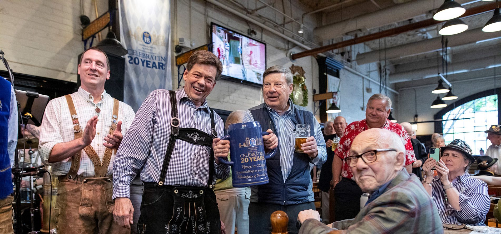 hofbrauhaus-newport-fun-2-1903-upload